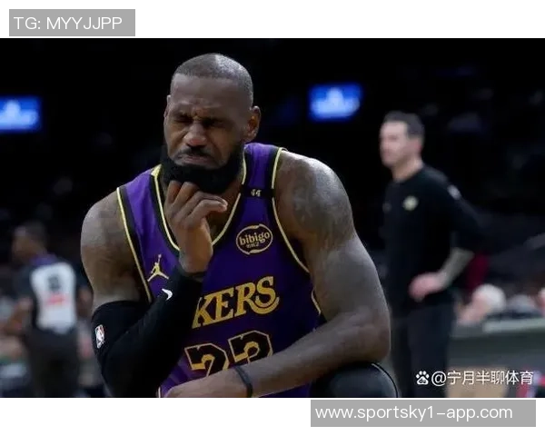 老詹依旧能打但防守短板让球队陷入困境